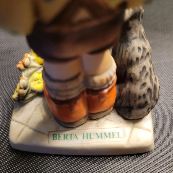 Goebel I'm Sorry Charming Hummel Boy Figurine with Dog and Bird 1997 - Picture 4 of 8